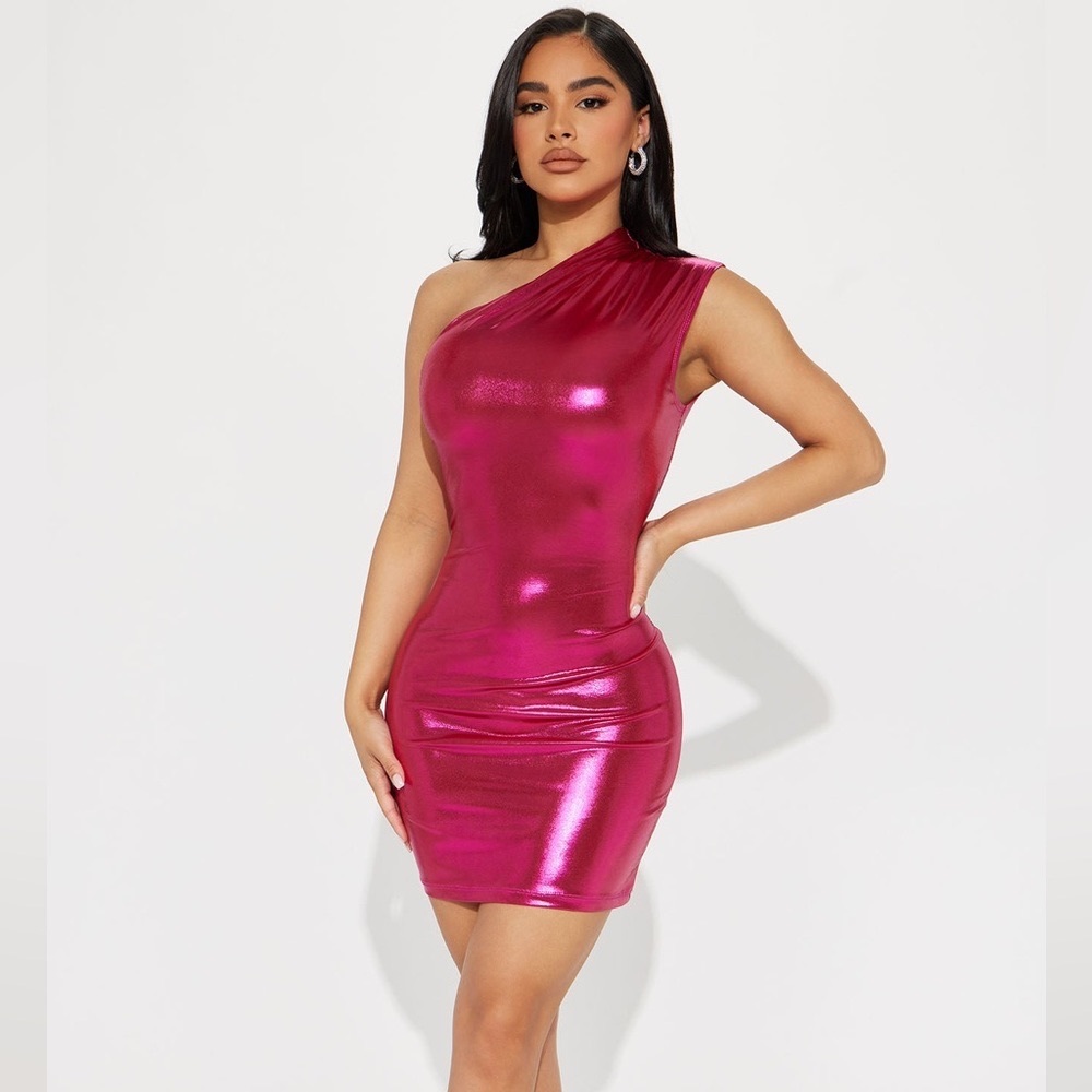 One shoulder short small pink metallic dress. New without tag.